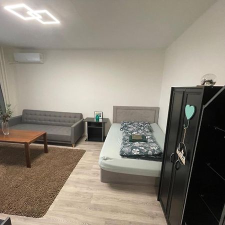 Apartman Sabo Komenskeho Kosice Exterior photo